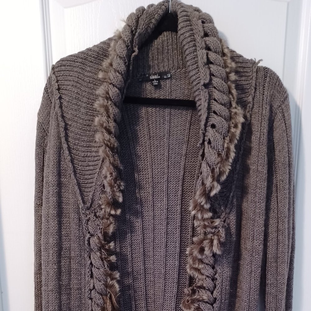 Like new grey faux fur women's sweater